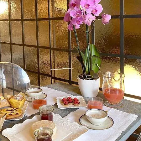 Bed and Breakfast Lina 4*